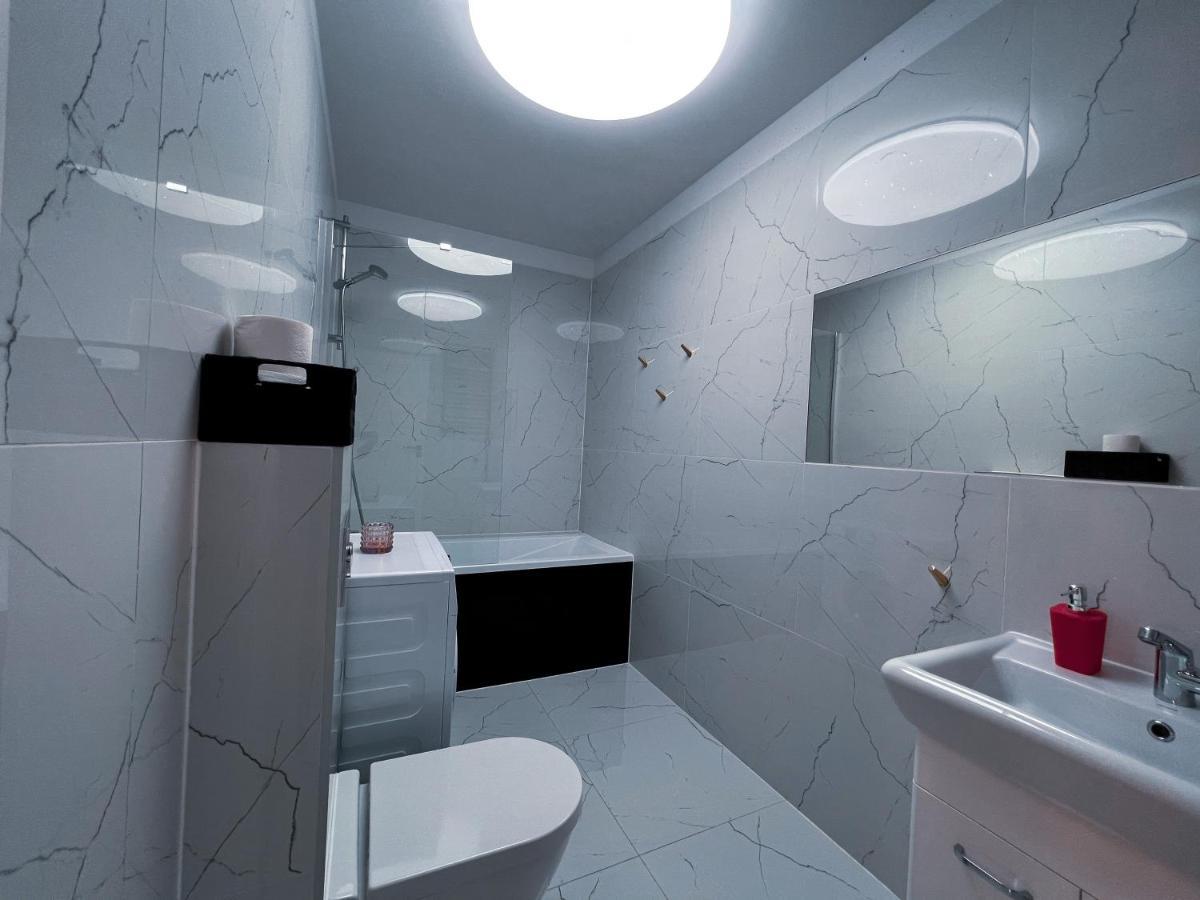 Mojemiedzyzdroje Lu 7A - Luksusowy Apartament 100 Metrow Od Morza Exterior photo